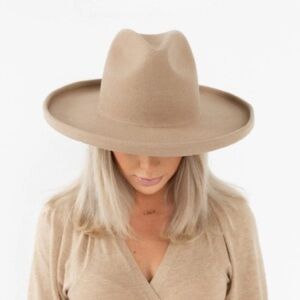 Gigi Pip x Cara Loren Pencil Brim Hat Tan Fall Australian Wool Fedora Size 59 ML